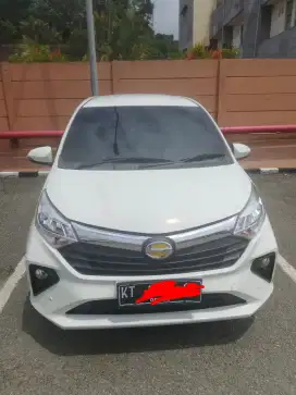 Di jual Daihatsu Sigra 1.2 R MT tahun 2021