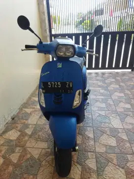 FOR SALE Vespa S 125 i-get 2020
