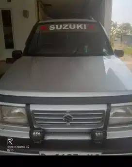 SUZUKI SIDEKICK 1600 CC MT
