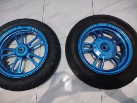 Velk bawaan scoopy ring 12