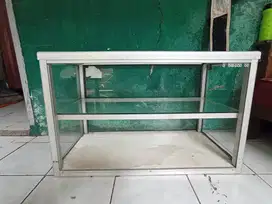 Etalase ukuran 80x40x50