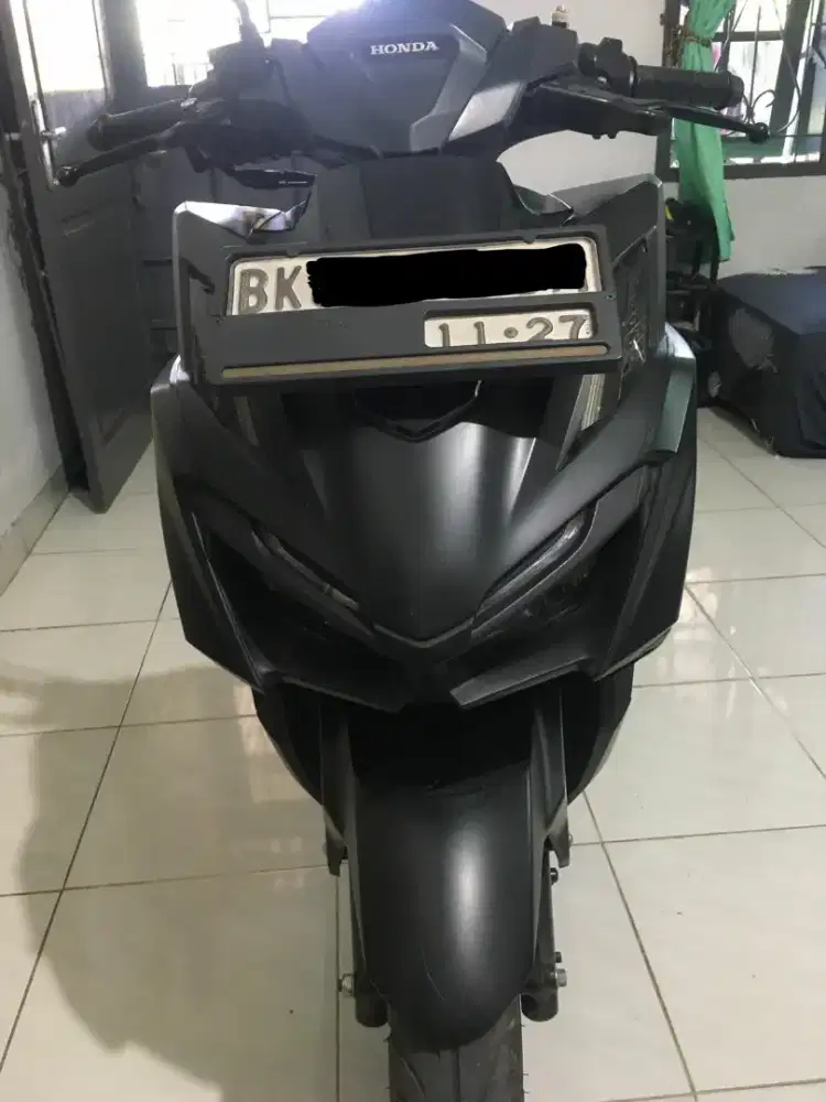VARIO 160 HITAM DOP