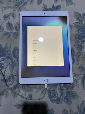 iPad 7 128GB Wifi Only ex-iBox