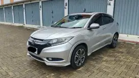 HRV 2015 PRESTIGE AT sunroof