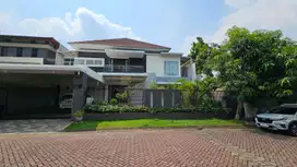Rumah 2 Lantai Bagus Semi Furnished HGB di Graha Famili Golf View