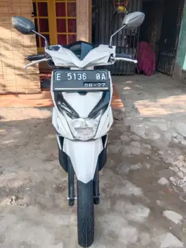 Dijual motor beat thn 2017