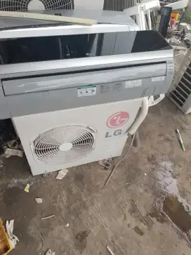 Jual AC LG 1/2pk bening mulus hrga brsih brgaransi