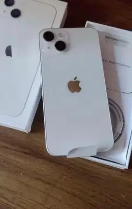 iPhone 13 basic 128GB iBox pemakaian 3 minggu
