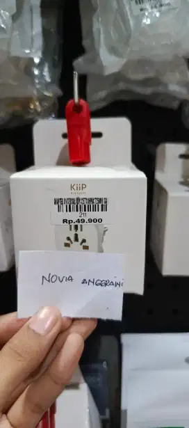 KiiP Wireless C25T Compact Universal Travel Adaptor | ATLANTIS DAHSYAT