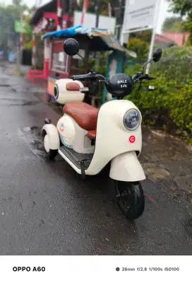 Goda sepeda listrik roda 3 mulus