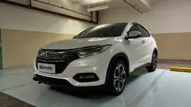 Honda HRV  1.5 E Bensin-AT 2019 Putih