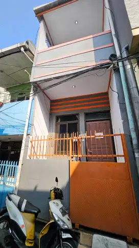 Rumah 2 lantai kamar 2 k.mandi 1