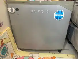 Kulkas Toshiba Glacio (mini)