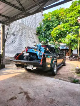 ISUZU D-MAX cumi darat