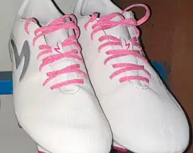 Sepatu bola illuzion4 size 43