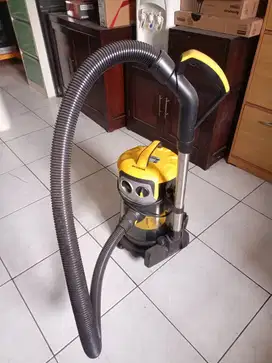 Vacum Cleaner Modena VC 1518 Y