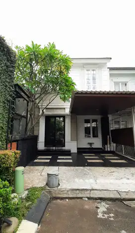 Rumah Full Furnished 4 Lantai Ada Pool Cluster Pinewood Banjar Wijaya