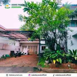 Rumah Cantik Nuansa Bali Dalam Townhouse Lebak Bulus jakarta selatan