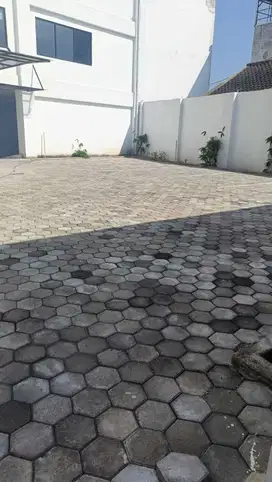 Disewakan Ruang Usaha Lantai 3 di Mekarwangi Mainroad Lokasi Strategis