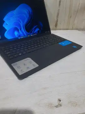 Dell Inspiron 15 i3-1115G4 8gb ssd 512gb 15in FHD W11