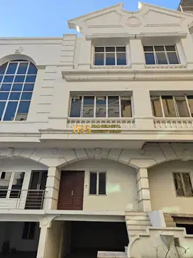 Jual Townhouse Komplek Cemara Asri Cluster Diamond Kondisi Siap Huni