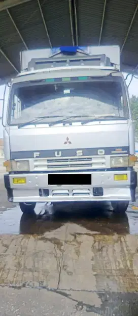 Mitsubishi Fuso 6d22 terawat surat-surat lengkap pajak hidup KIR hidup