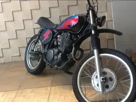 Jual Yamaha SR400