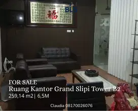 For SALE Ruang Kantor Grand Slipi Tower B2