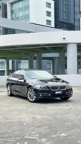 DP 30jt BMW 520i Luxury 2015 low odo