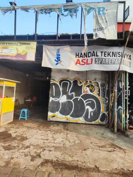 Disewakan Ruko Pinggir Jalan Raya Utama