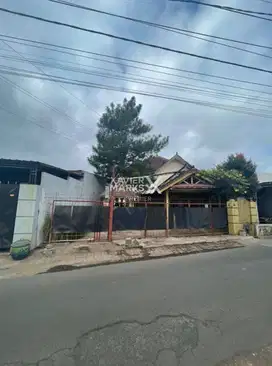 Dijual Rumah Tinggal + Rumah Kos di Jalan Pangestu, Karangploso Malang