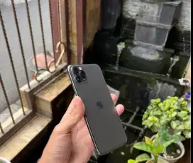 IPHONE  11 PRO MAX 64GB LENGKAP ORI