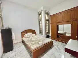 Dhyana rumah furnish jelambar uk 10.9x20m lokasi komplek kavling polri