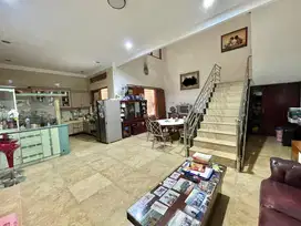 Dhyana rumah bagus jelambar uk 17x17m di komplek kavling polri
