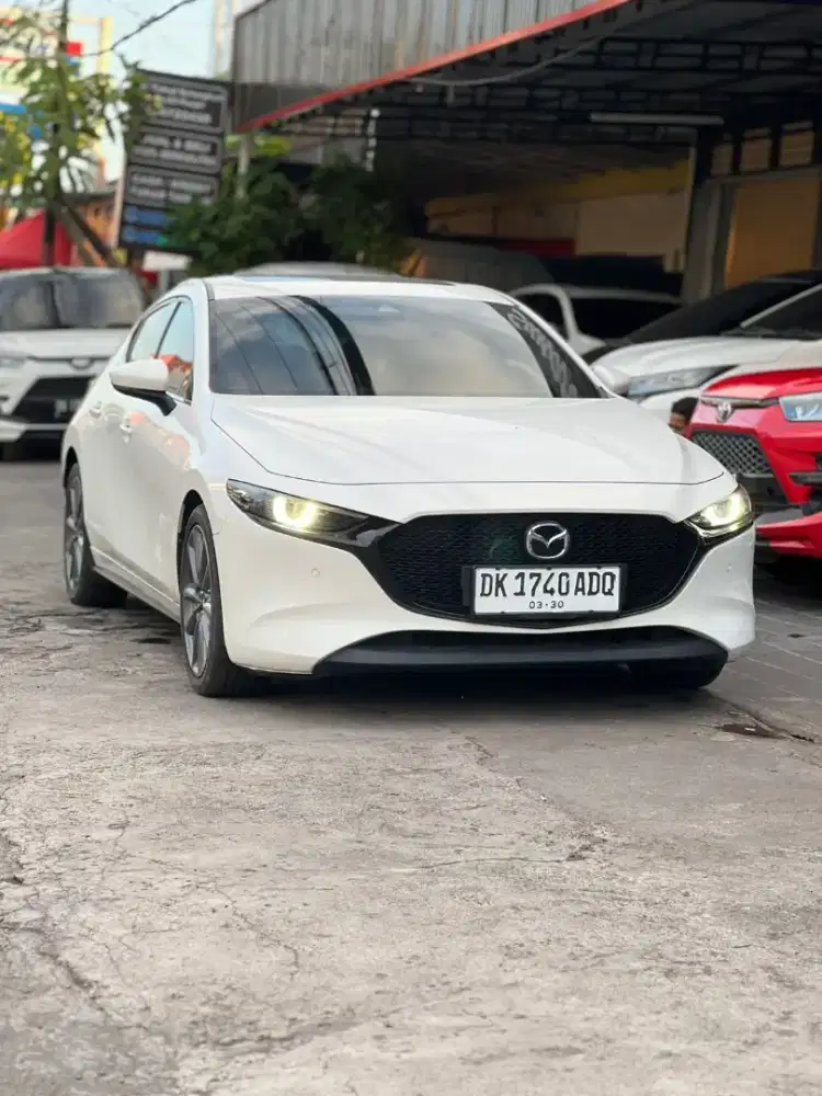 Mazda 3 Hatchback 2021 Low KM