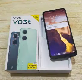 Vivo Y03T 4G 4/64 black fullset segel mulus 98% dan masih bergaransi