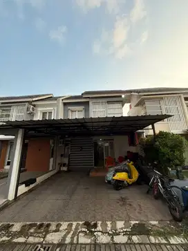 Di jual cepat ! Rumah siap huni semi furnish
