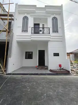 Rumah baru modern classic di Condet Jakarta Timur