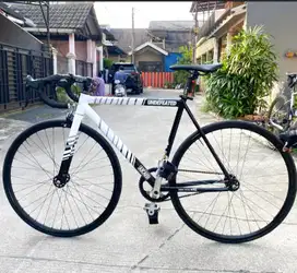 WTS Fixed gear State bike 7005 undefeated