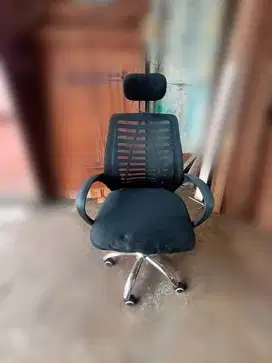 kursi kantor jaring