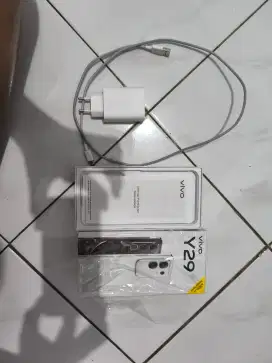 Jual HP Vivo Y29 baru 4 bulan pakai