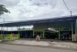 Kompleks Pertokoan Desa Tampung, Lekok Pasuruan Strategiss