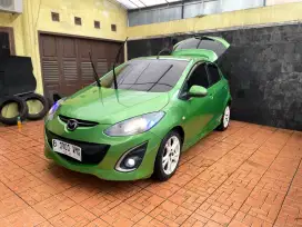 mazda2 matic pajak baru nyus luar dalam