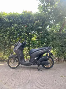 DP 500RB YAMAHA LEXI S ABS TAHUN 2020 KM 6RB