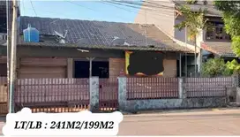 Rumah Tua Layak Huni, di kayumas, Pulogadung, Jakarta timur