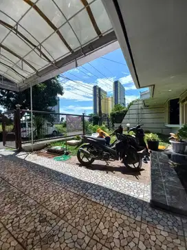 Dijual Rumah di Baruk Utara Lokasi Ciamik Pol dekat Raya MERR Rungkut