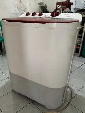 Mesin cuci Sharp 8 Kilo Mulus Siap Pakai