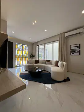 RIIILLL!! Rumah Cantik 4+1 Kamar Tidur Harga Dibawah Pasaran