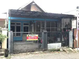 Disewakan Rumah Luas = 6 × 20 = 120m² Yosowilangun Manyar Gresik (GKB)