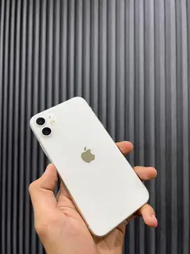 iPhone 11 64Gb iBox